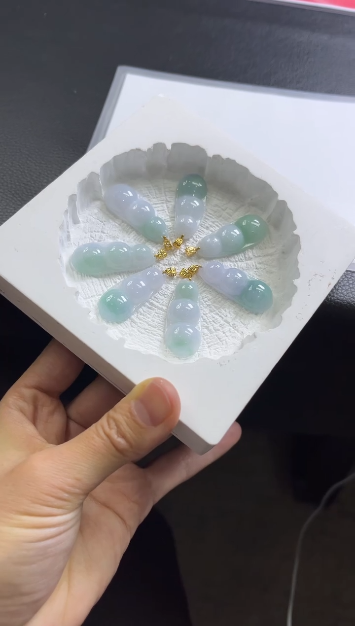 【闪购商品】翡翠颈饰18K金镶嵌A377/多样性发一件/配绳子