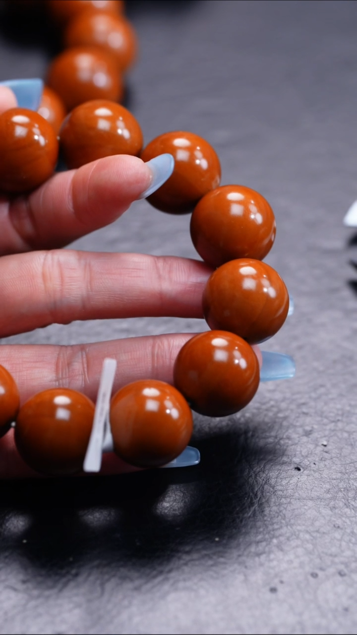 【闪购商品】橄榄核吊坠橄榄核