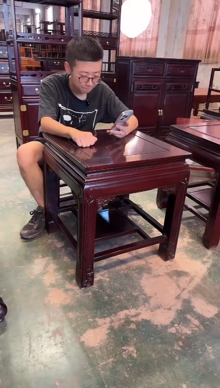 黑酸枝木类成套家具J01