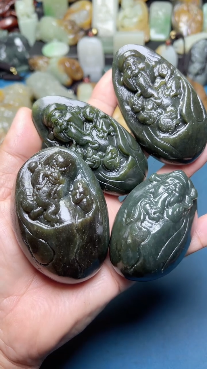 未镶嵌和田玉把件4
