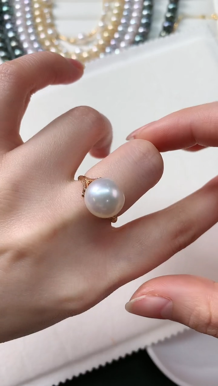 【闪购商品】海水珍珠戒指18K金镶嵌Z386|6980