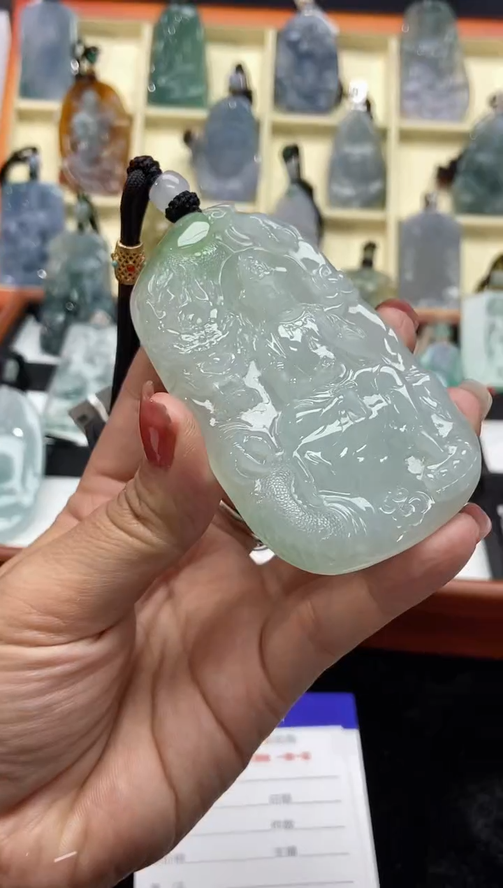 【闪购商品】翡翠颈饰未镶嵌缅甸天然翡翠