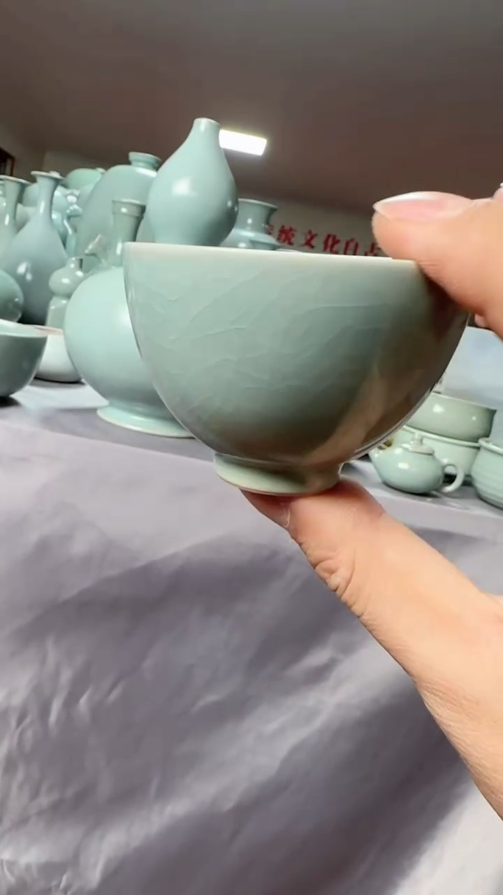 【闪购商品】杯汝瓷仿古鸡心杯