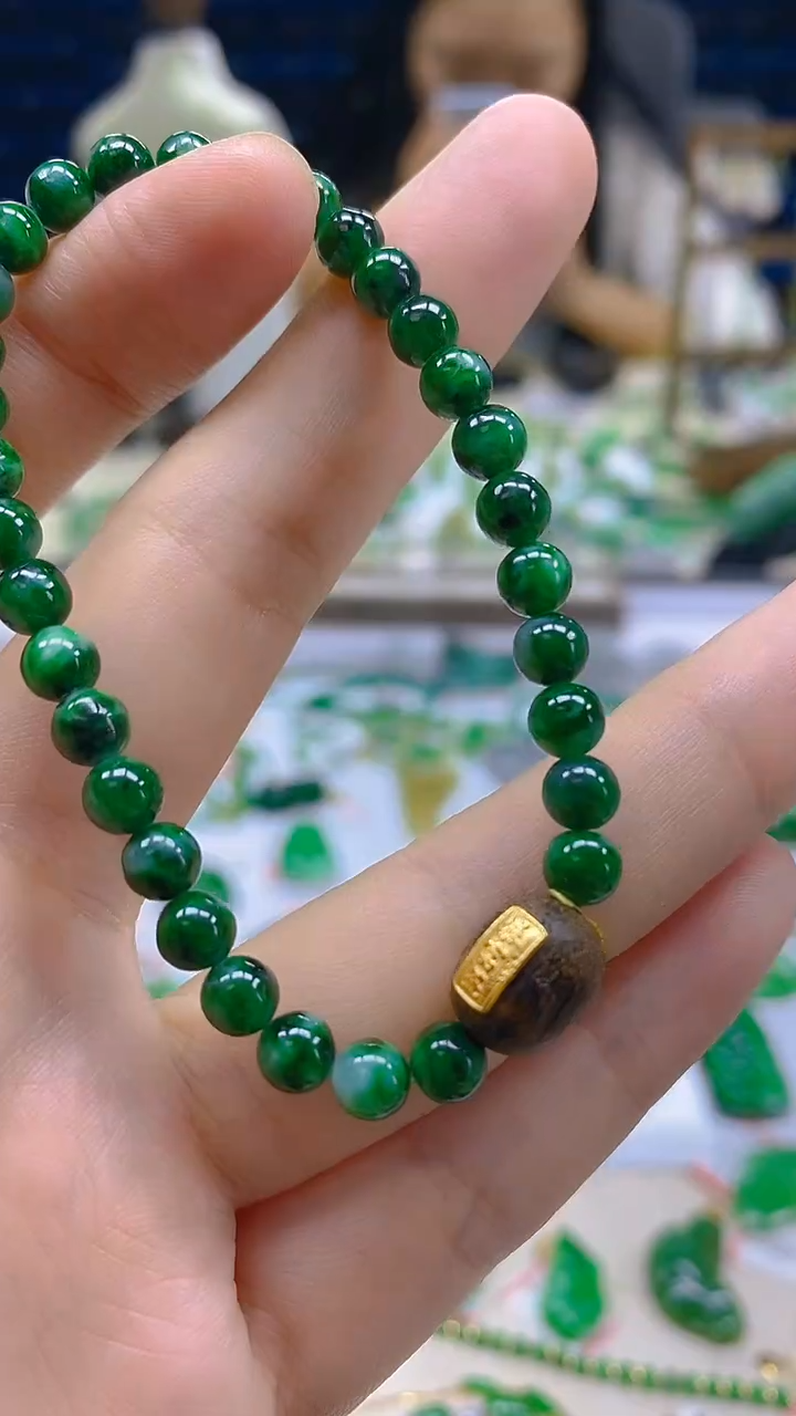 颈饰未镶嵌翡翠新号开播 全场乱卖