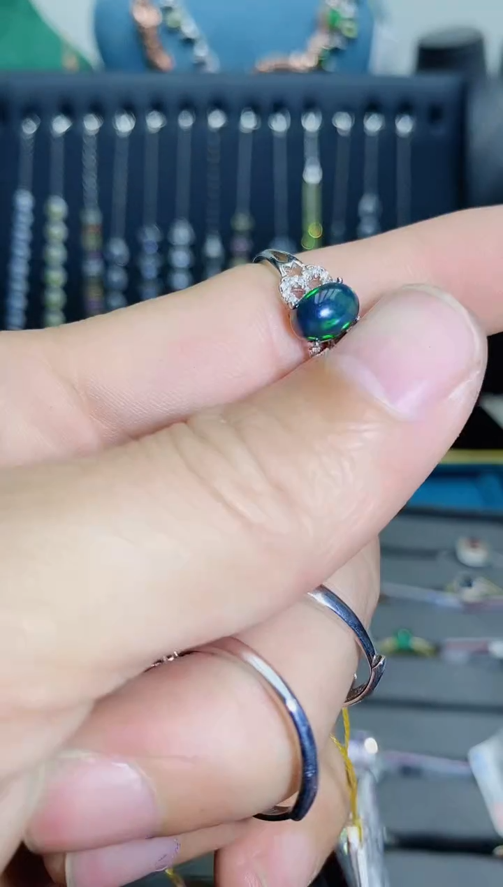 【闪购商品】欧泊戒指银S925镶嵌1121