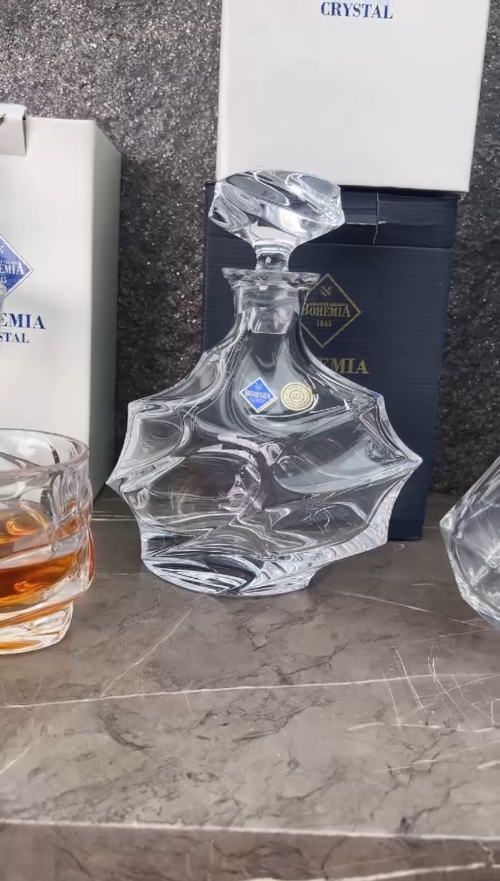 瓷855ml卡丽索酒樽一支