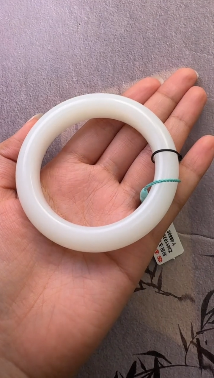 【闪购商品】和田玉手镯未镶嵌手镯