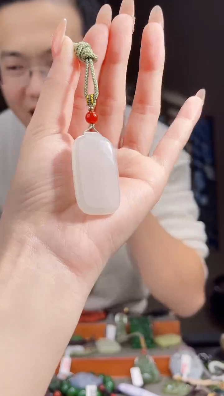 【闪购商品】和田玉颈饰未镶嵌拍一发一