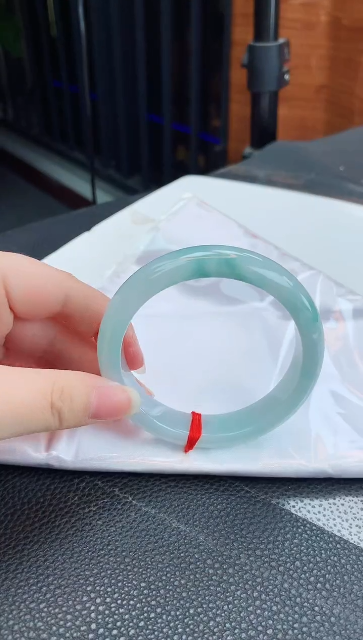 【闪购商品】翡翠手镯未镶嵌缅甸天然翡翠A货手镯