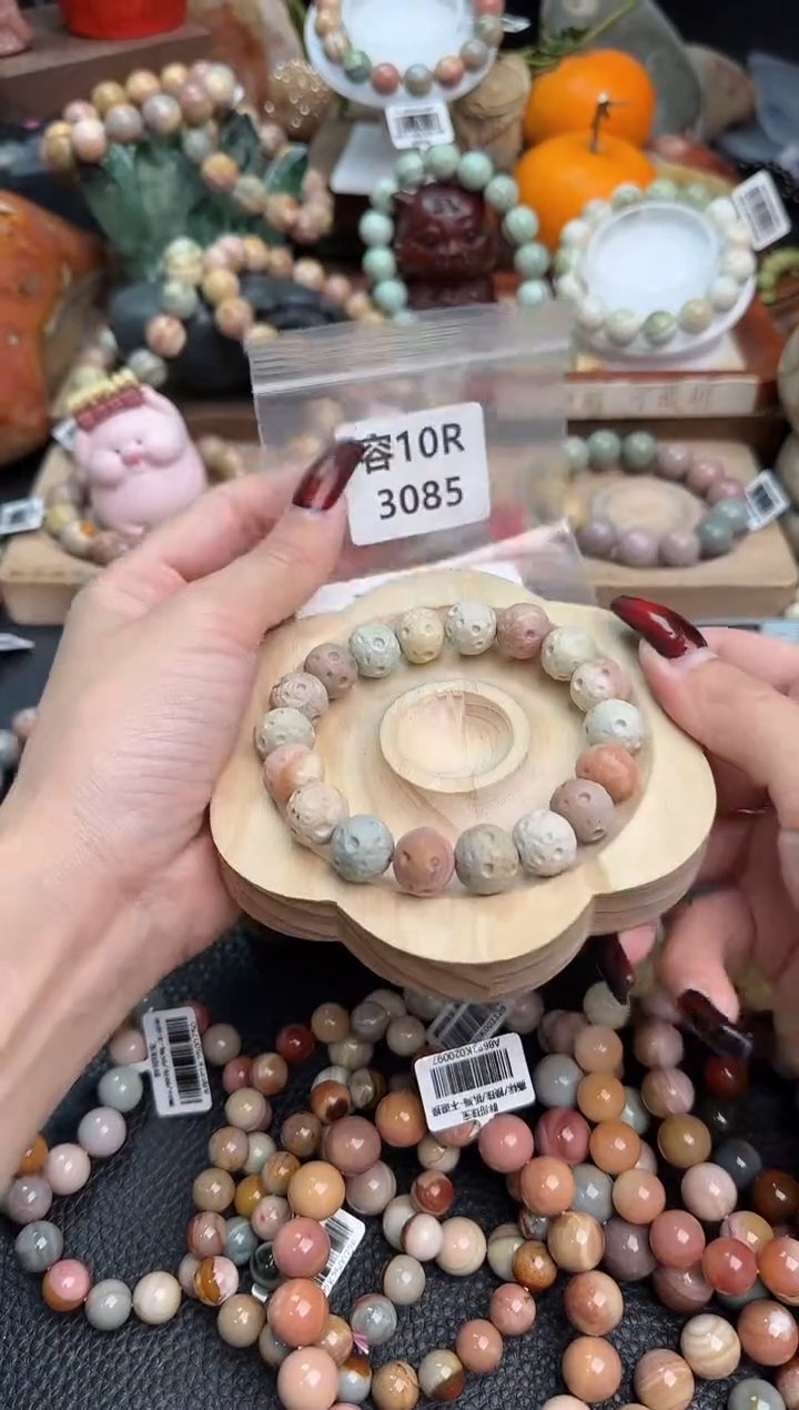 【闪购商品】石英质玉手链未镶嵌10R3085