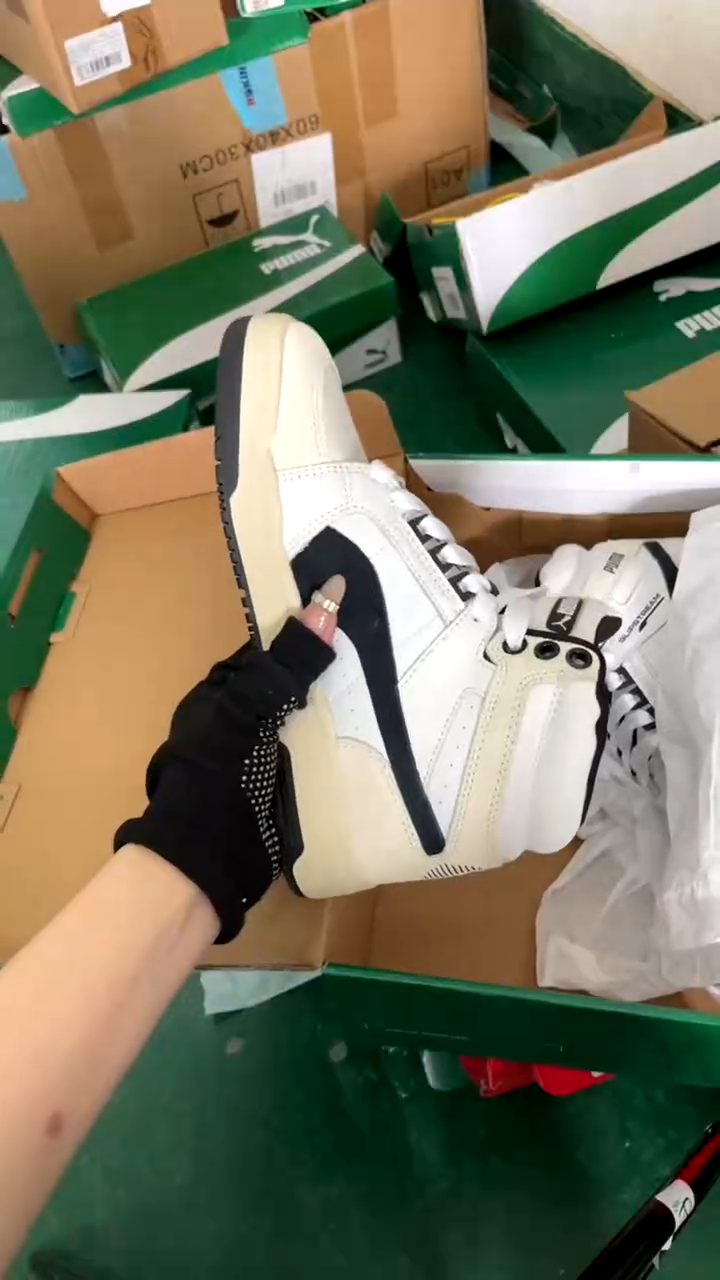 彪马时尚休闲运动鞋36M  T67