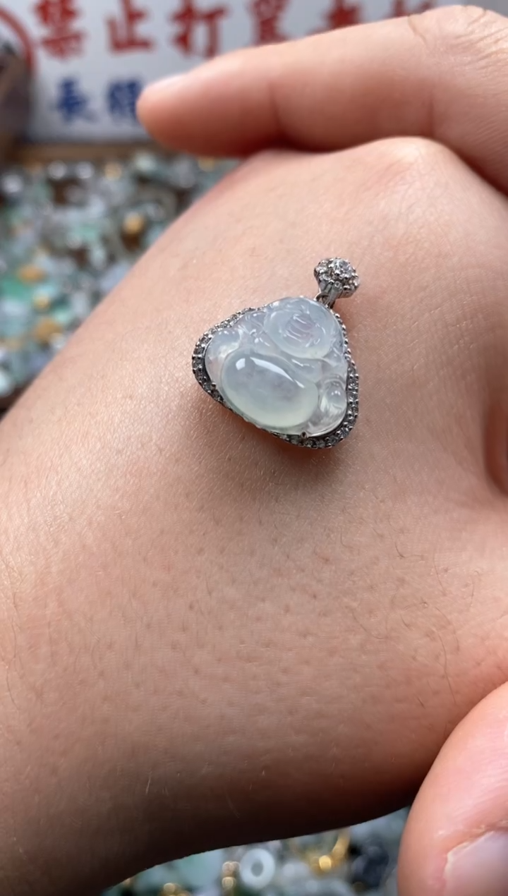 【闪购商品】翡翠颈饰未镶嵌哥哥