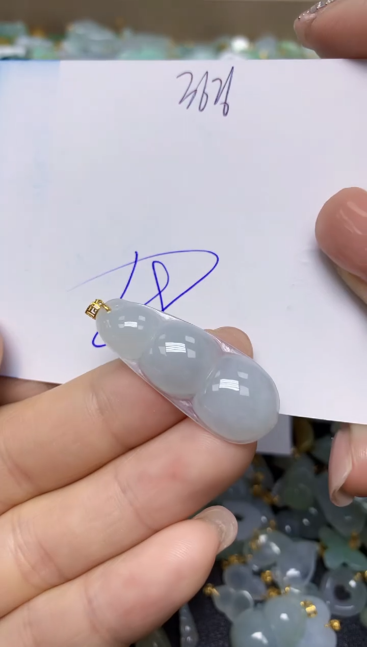 【闪购商品】翡翠挂件18K金镶嵌 天然翡翠A货