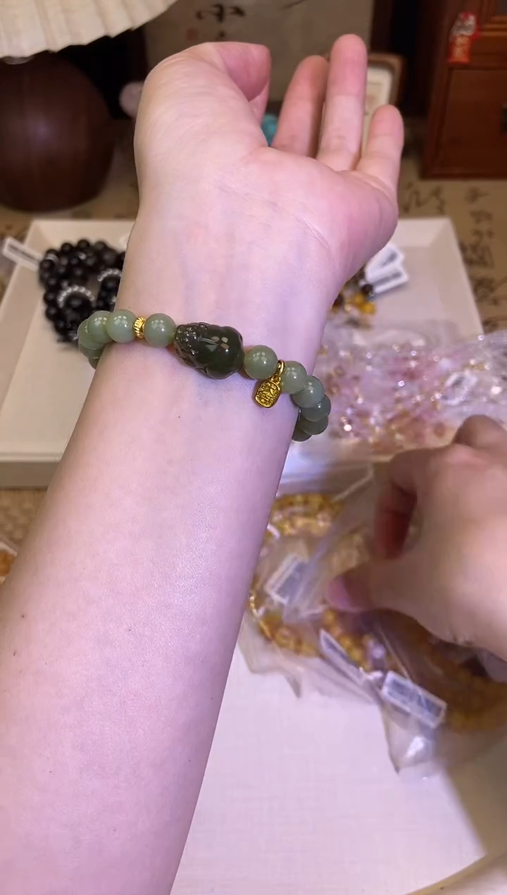 手饰和田玉未镶嵌233