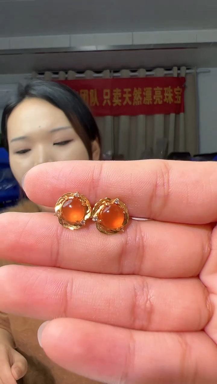 【闪购商品】南红玛瑙耳钉银S925镶嵌南红耳钉