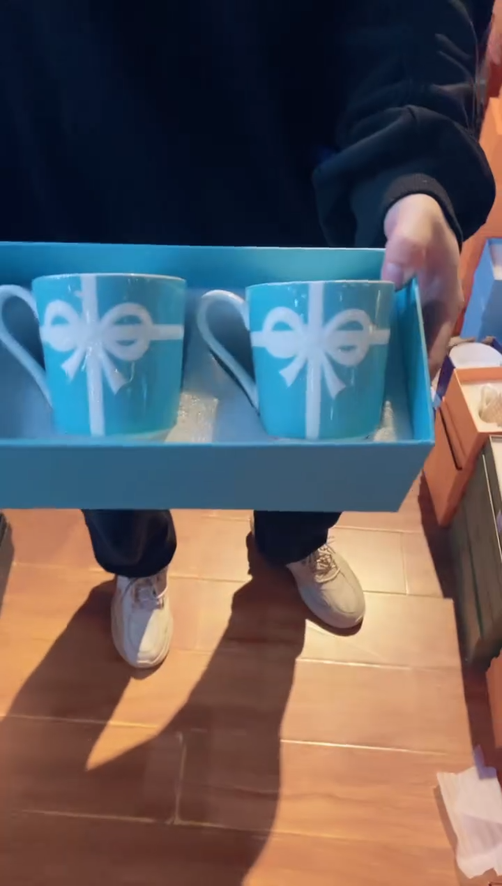 【闪购商品】杯鸿辉家品牌瓷器，京东包邮！