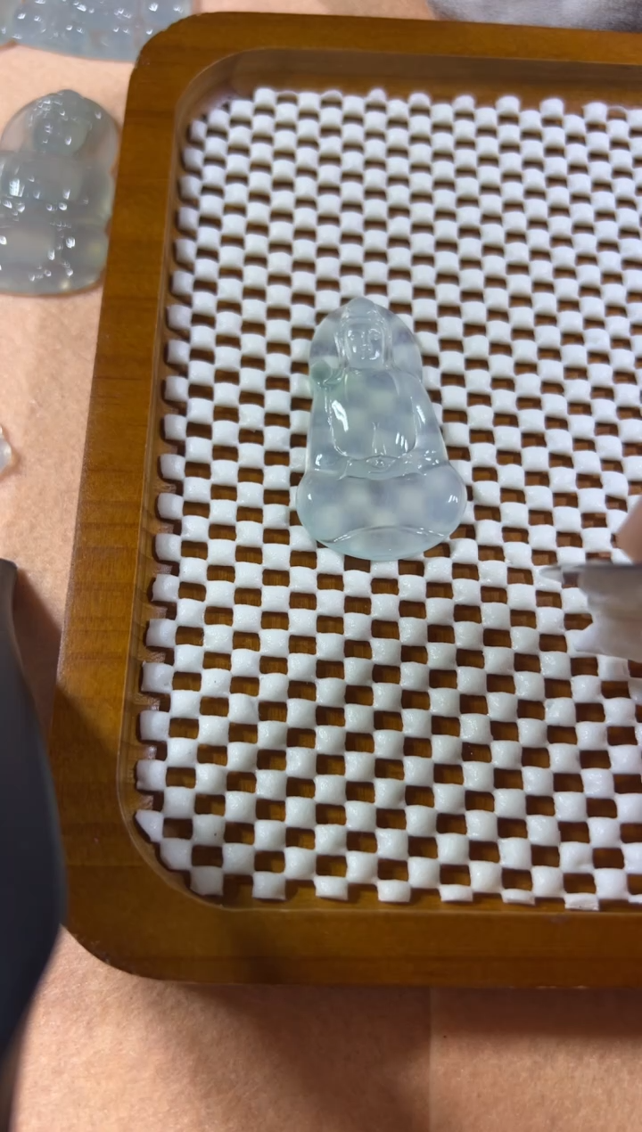 定制翡翠未镶嵌素衣