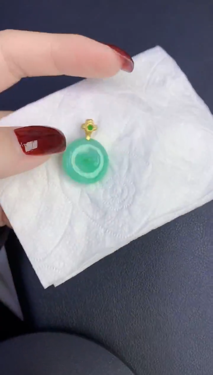 颈饰18K金镶嵌翡翠缅甸天然翡翠a货