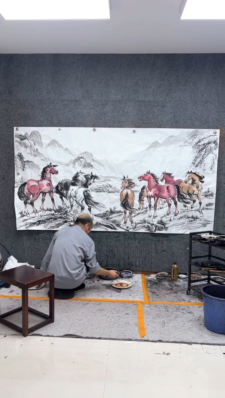 国画马到成功  240x120cm  带收藏证书