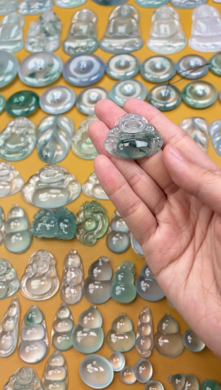 吊坠(不含链)未镶嵌翡翠4 佛公 25.5 31.6 5.7