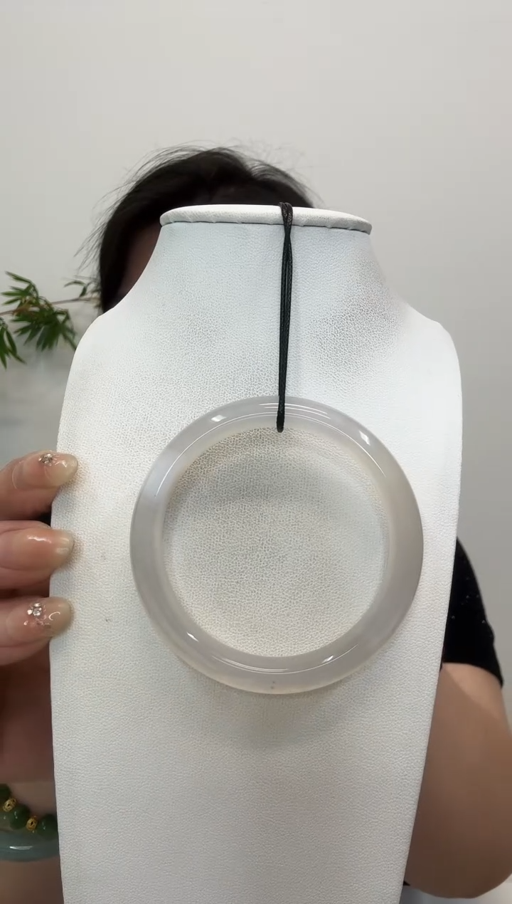 玛瑙/玉髓手镯未镶嵌白月光