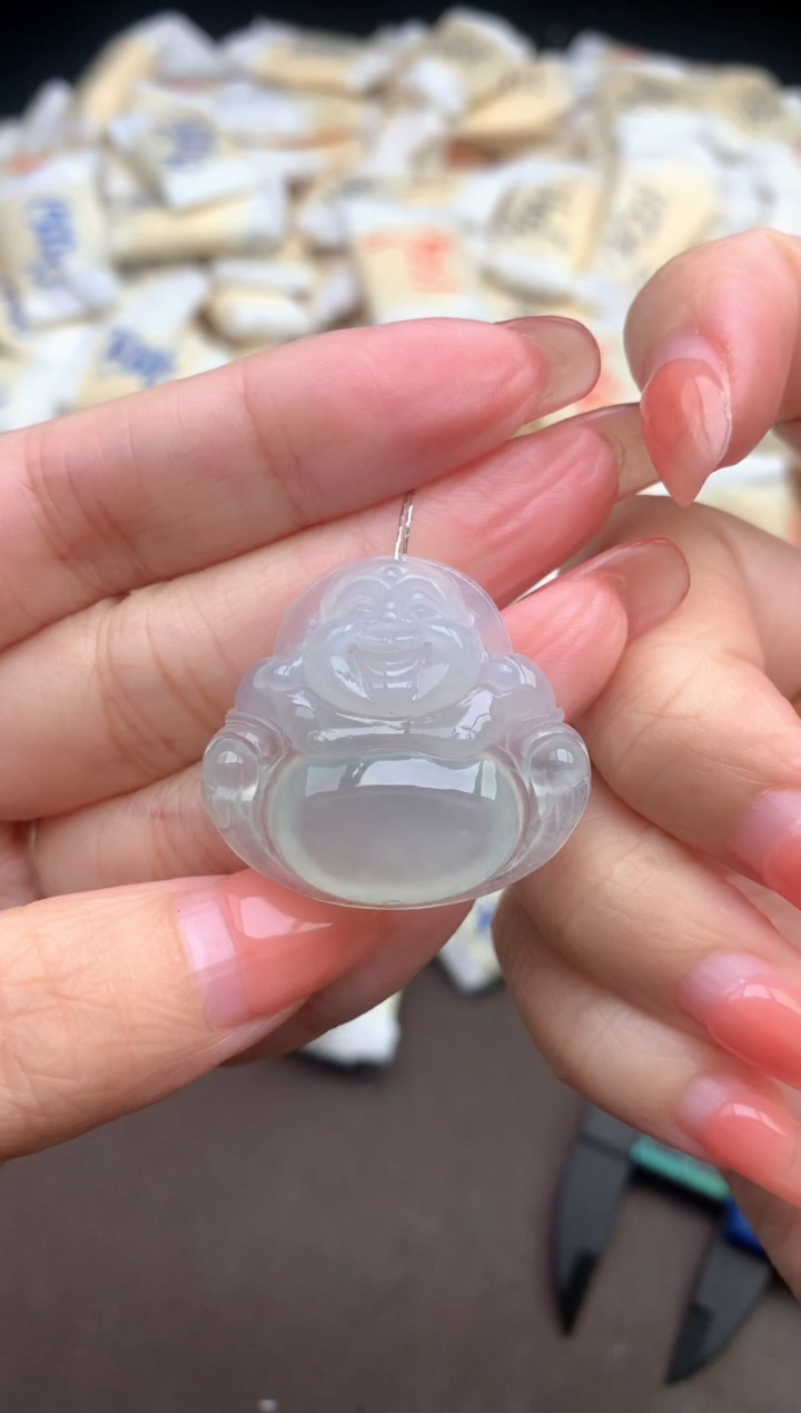 【闪购商品】翡翠颈饰未镶嵌—