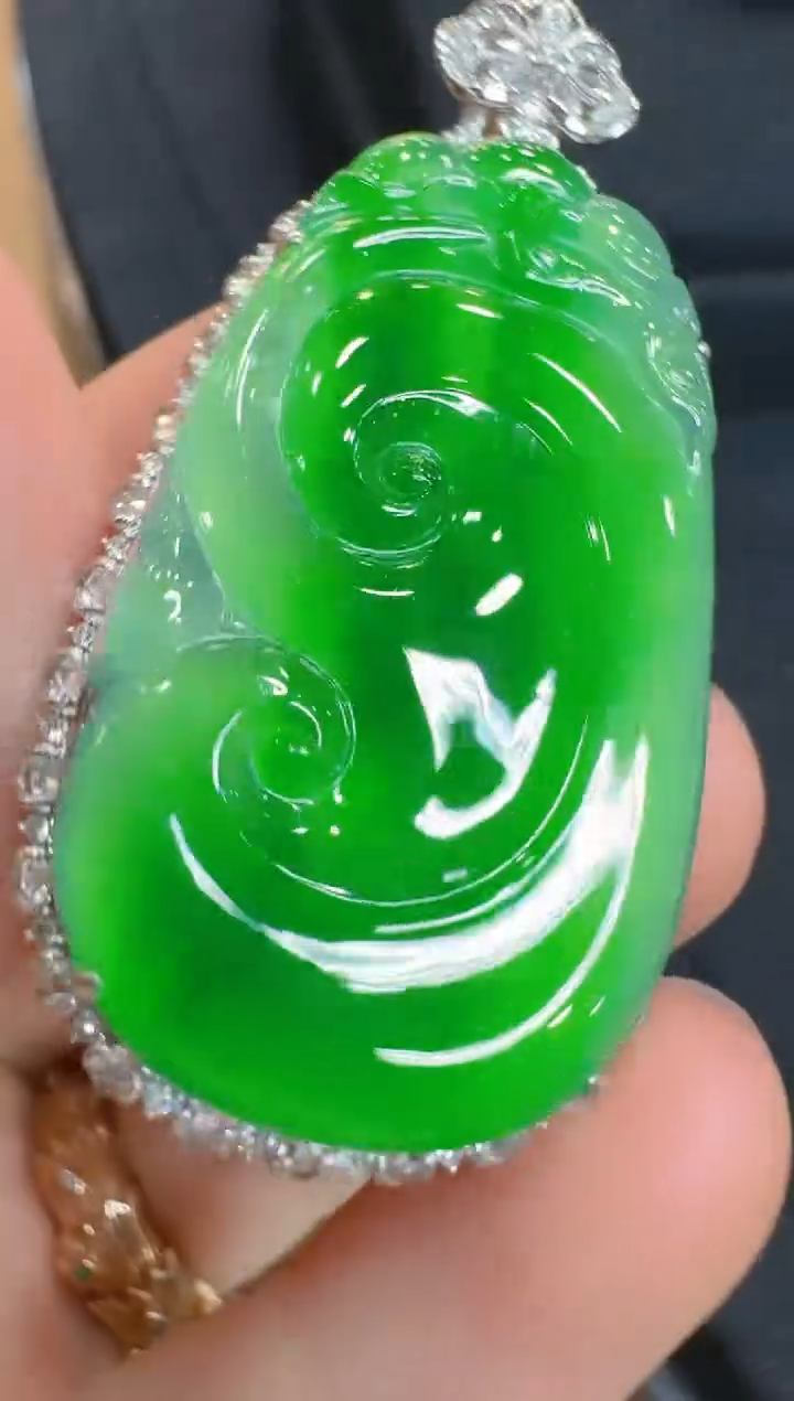 翡翠18K金镶嵌吊坠(不含链)多样性团购发一件