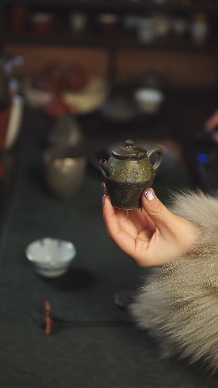 【闪购商品】卢阳 草木灰釉正把壶