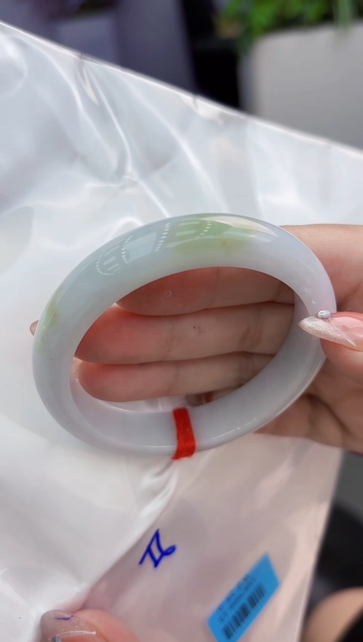 【闪购商品】翡翠手镯未镶嵌翡翠手镯