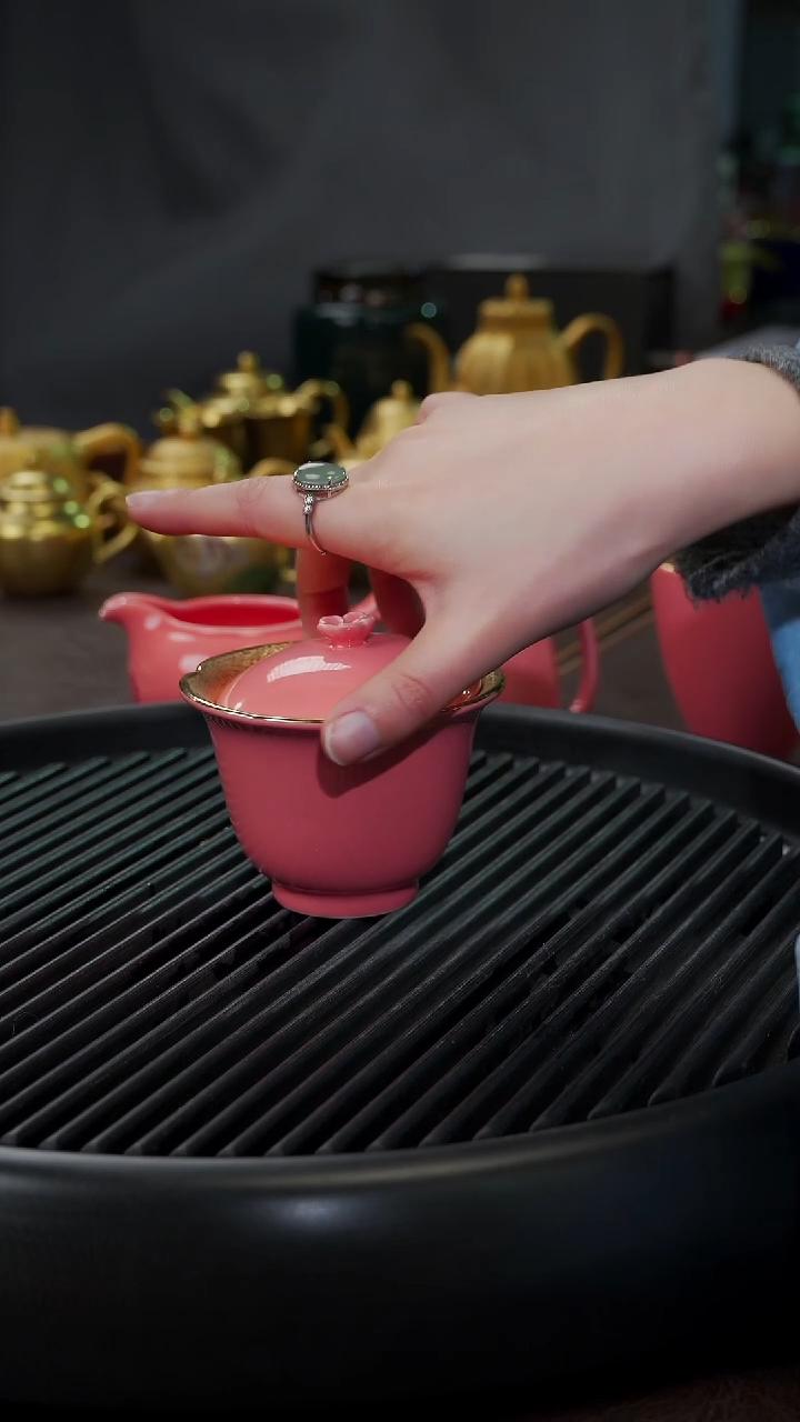 【闪购商品】杯【宜景窑朱颜酡鎏金】梅花盖碗