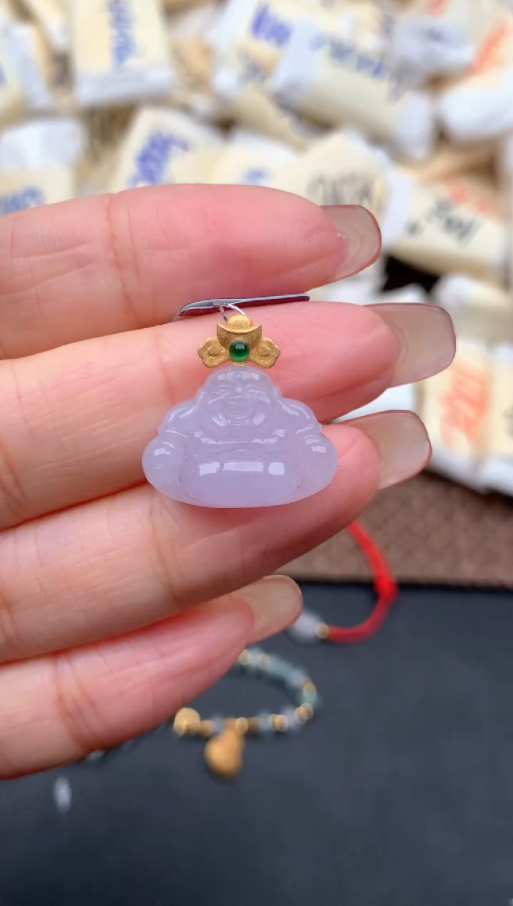 18K金镶嵌挂件翡翠—