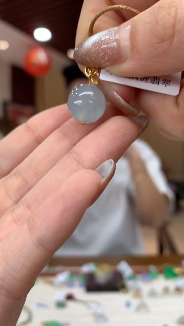 吊坠(不含链)18K金镶嵌翡翠苹果珠