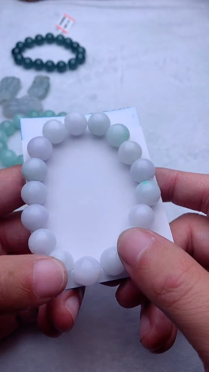 【闪购商品】翡翠颈饰未镶嵌珠子