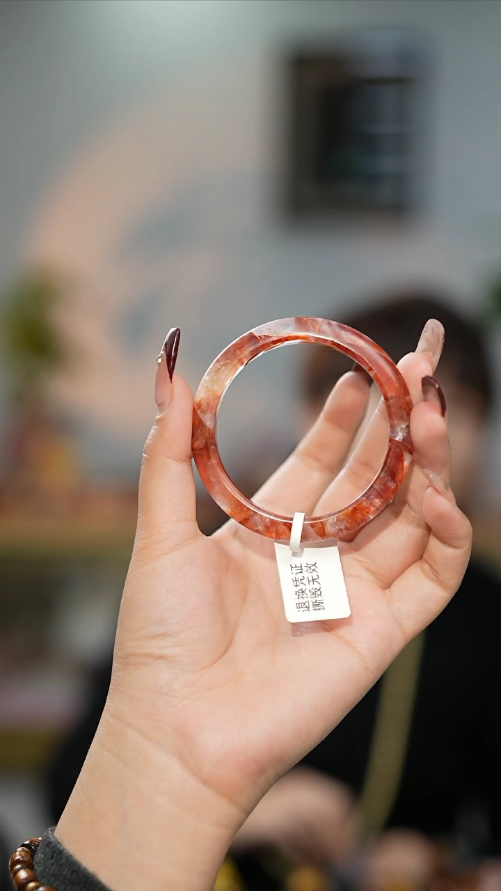 【闪购商品】水晶手镯未镶嵌红胶花手镯54+