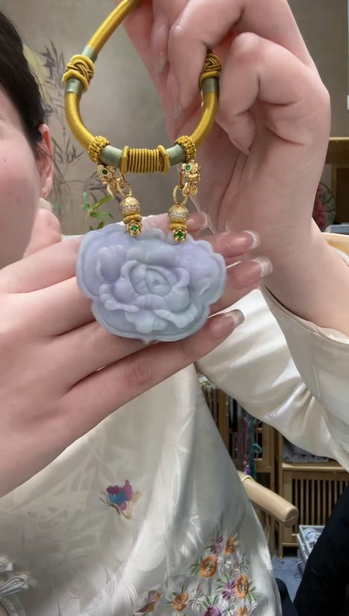 【闪购商品】翡翠颈饰未镶嵌吊坠
