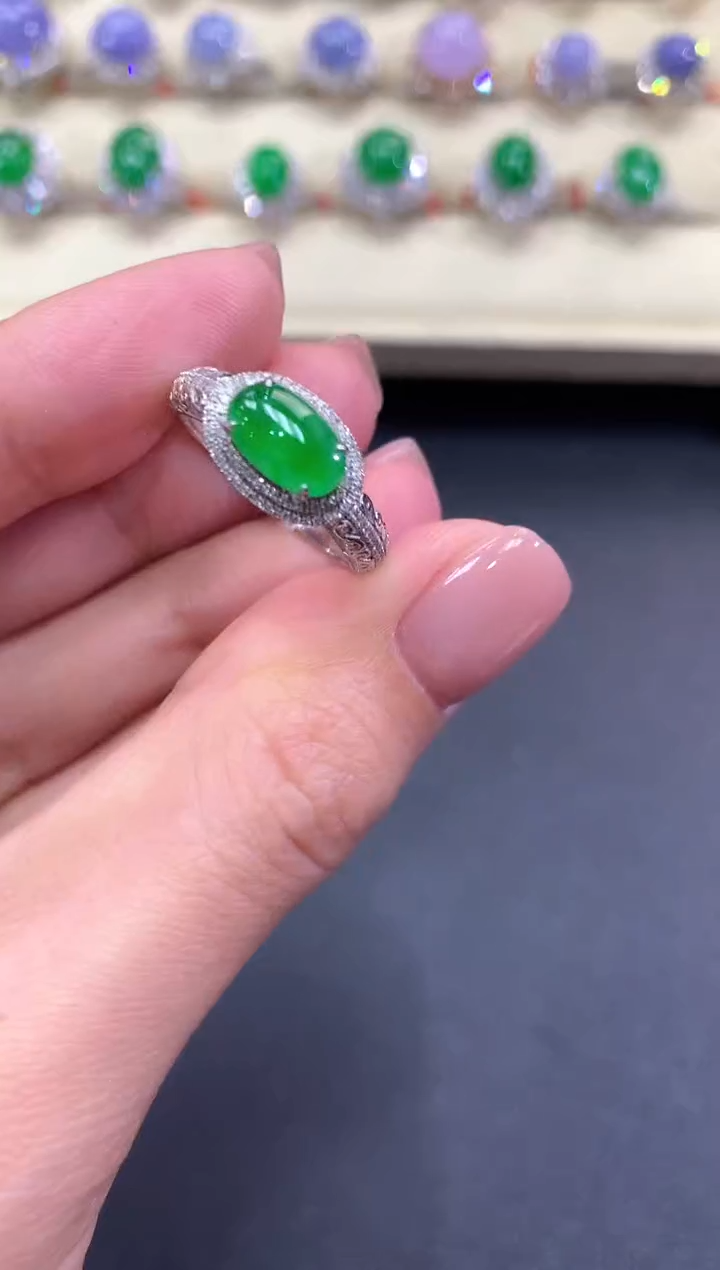 【闪购商品】翡翠戒指18K金镶嵌a83