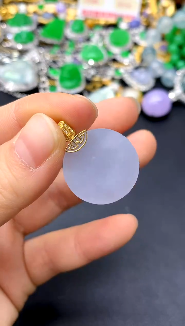 颈饰18K金镶嵌翡翠252-中国好珍宝