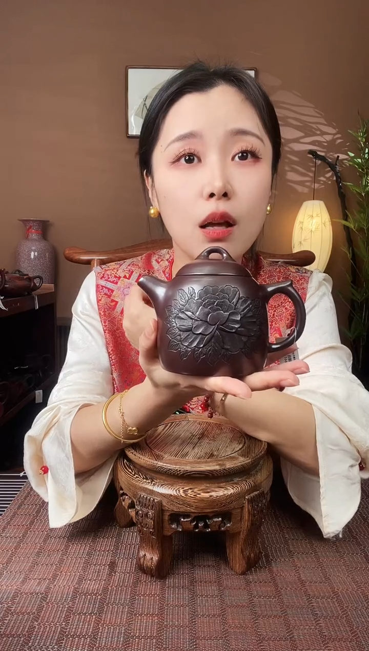 【闪购商品】紫砂茶壶YSZS111深井紫罗兰牡丹秦权