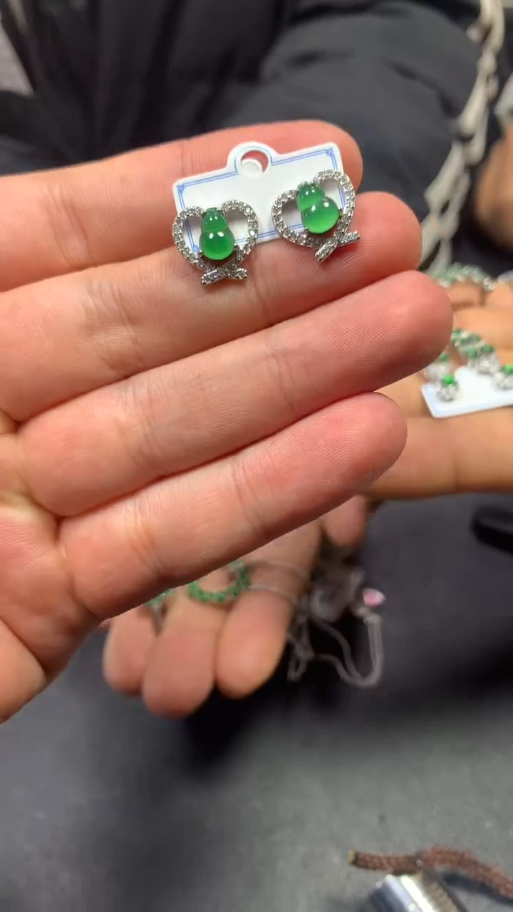 【闪购商品】翡翠耳饰未镶嵌0984701146/多样性发一