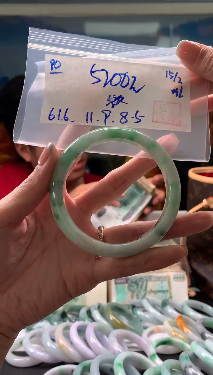 【闪购商品】翡翠手镯未镶嵌翡翠手镯 下单联系小耳机#90