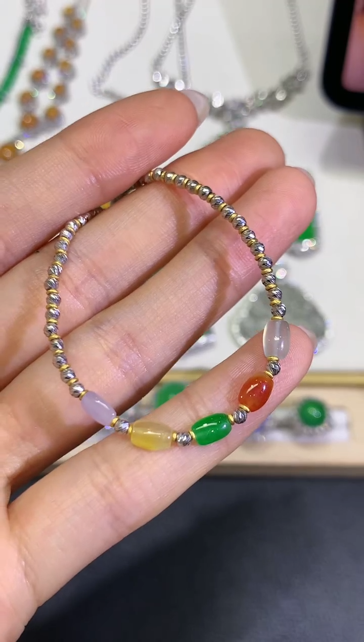 【闪购商品】翡翠颈饰18K金镶嵌团购61