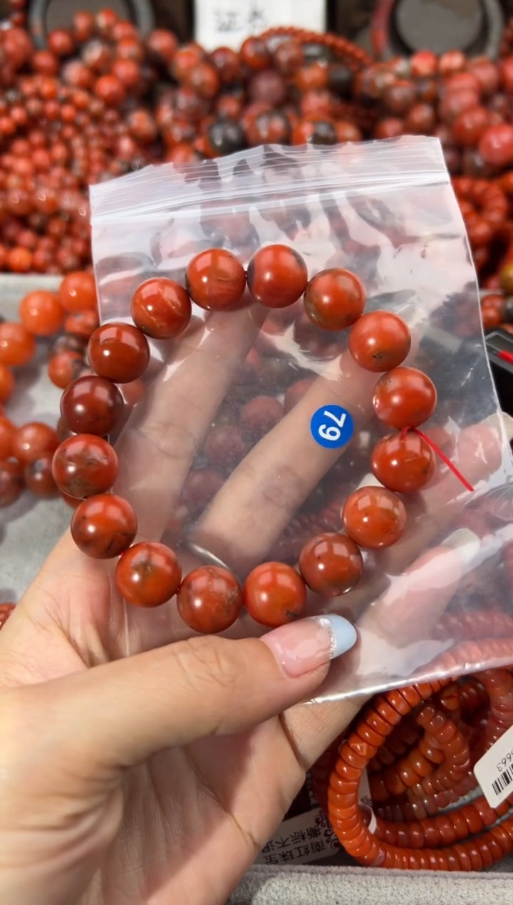 未镶嵌手串南红玛瑙13+