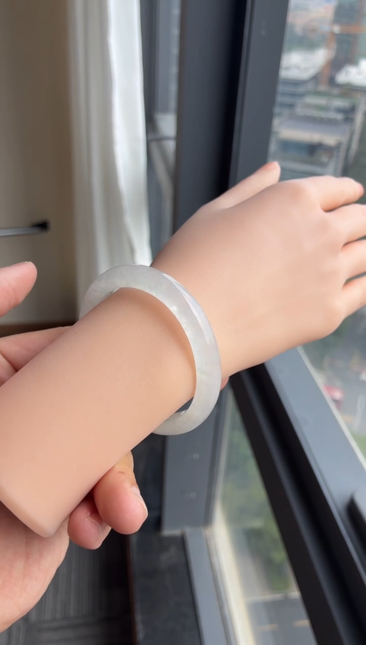 未镶嵌手镯翡翠51号53.5*46.3*8.8*8.2贵妃