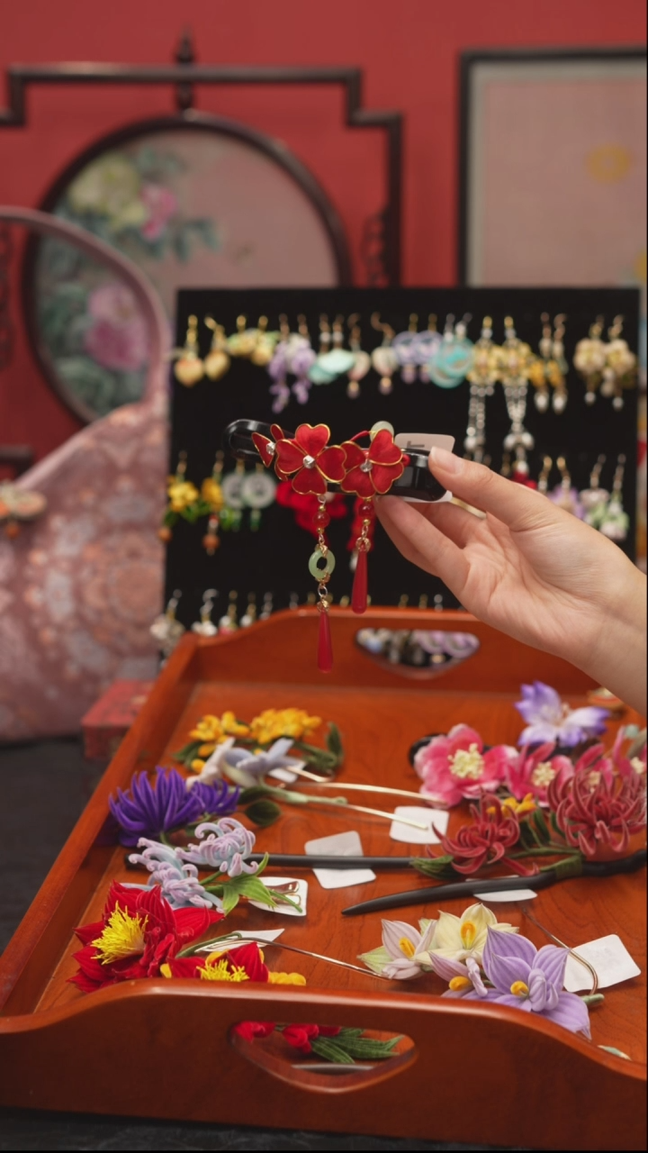 刺绣怡**说非遗绒花手工饰品