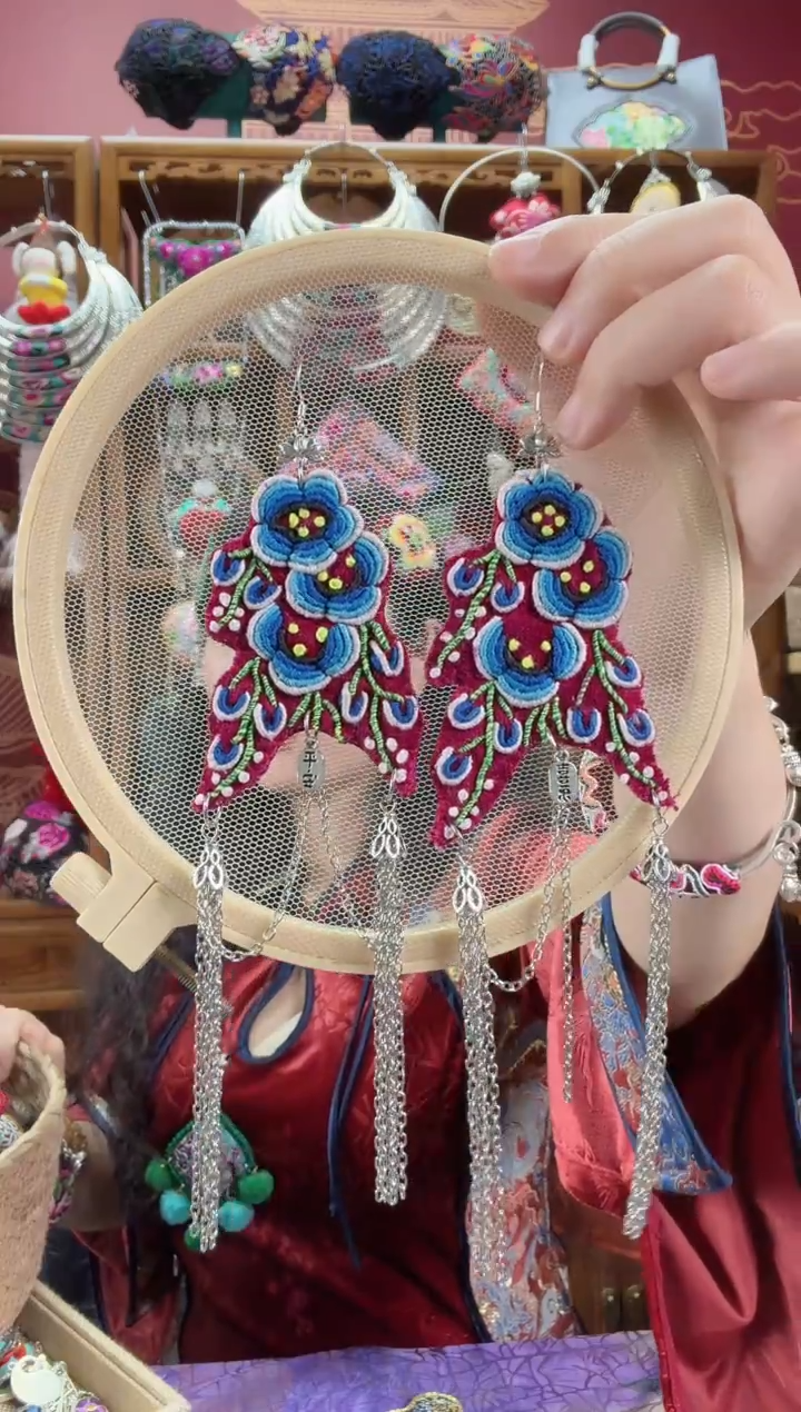 刺绣耳环109甜甜家