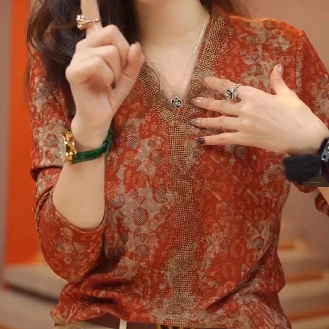 秋冬新款高级感baby绒洋气保暖时尚百搭显瘦上衣