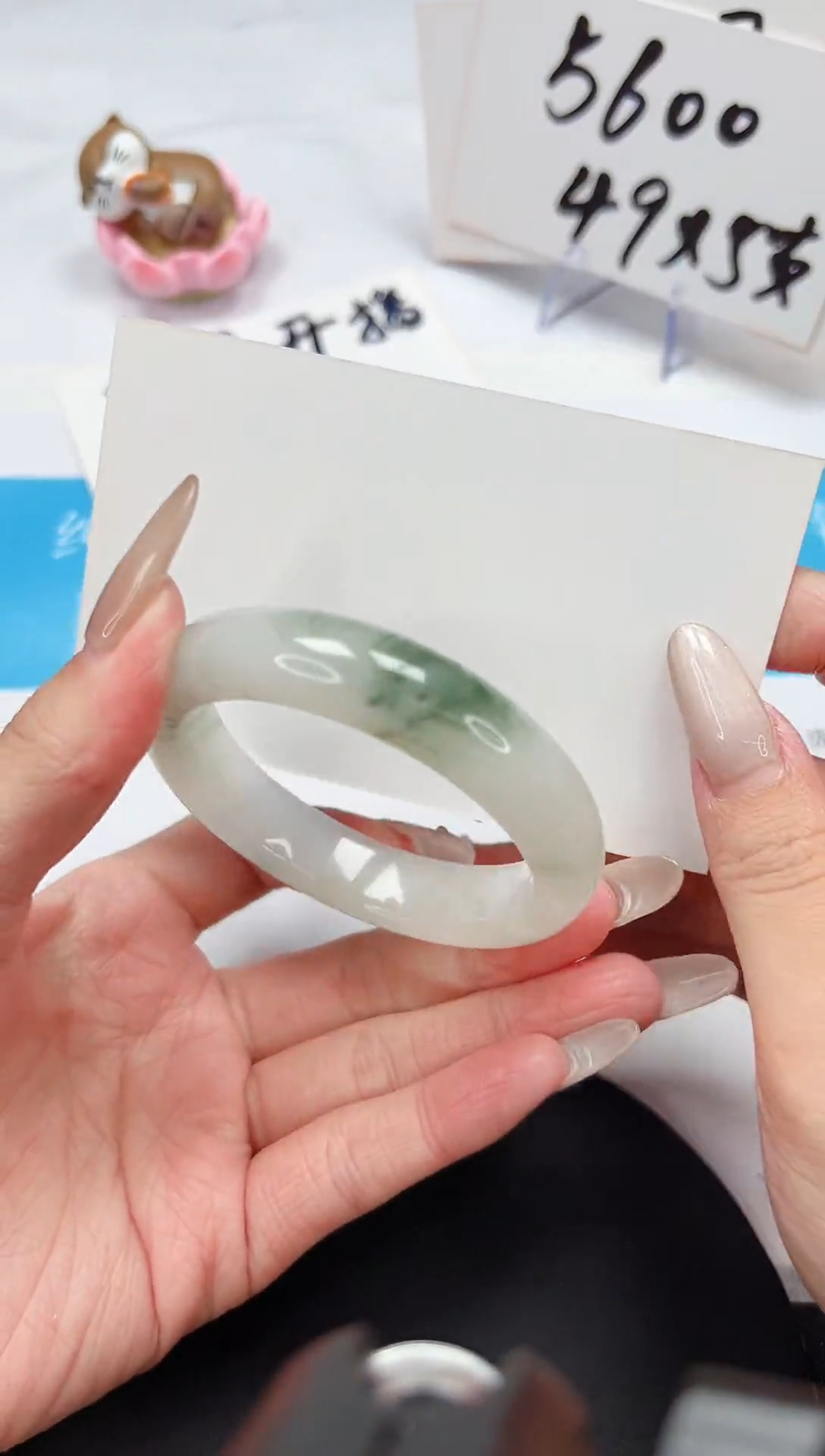 【闪购商品】石英质玉手镯未镶嵌A212-50.2