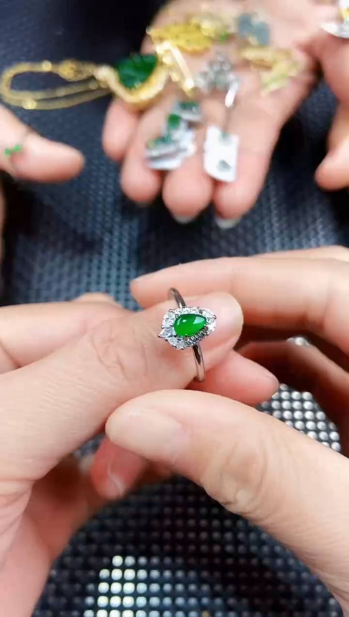 【闪购商品】翡翠戒指未镶嵌111111111