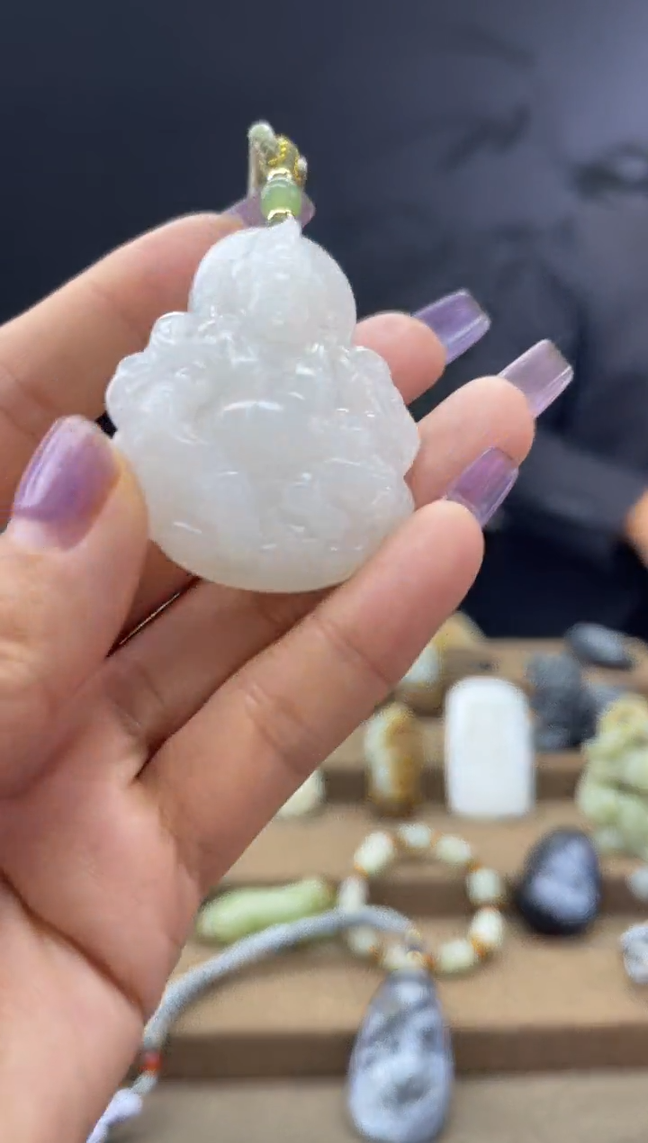 颈饰未镶嵌和田玉1