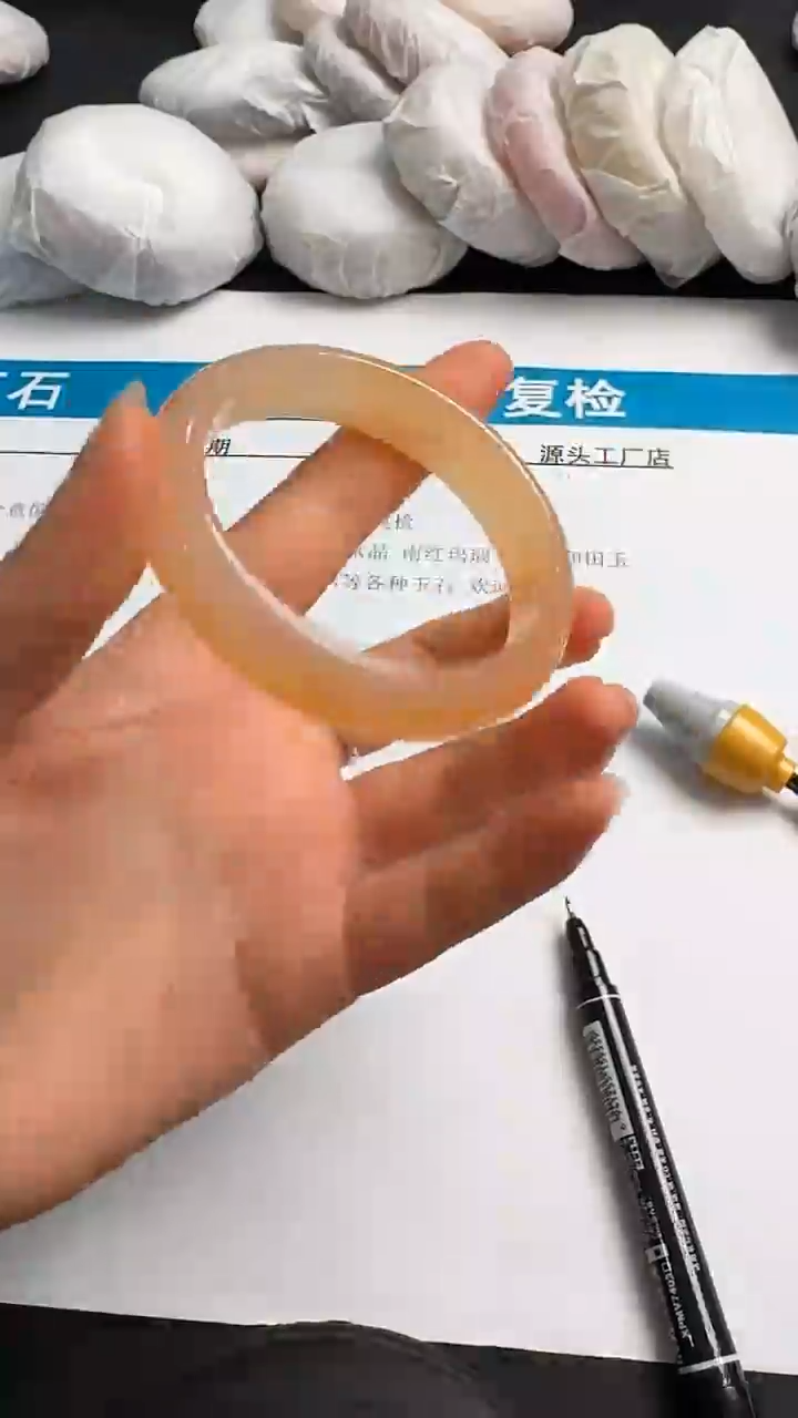 手镯玛瑙/玉髓未镶嵌114